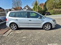 Gebraucht VW Touran 105 PS (77 kW) 2010 Silber Van / Kleinbus