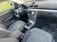 Gebraucht VW Passat 140 PS (102 kW) 2014 Schwarz Kombi