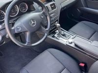Gebraucht Mercedes C180 156 PS (114 kW) 2011 Limousine