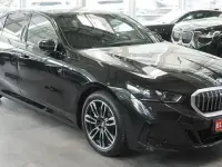 Gebraucht BMW i5 M Sport 289 kW (394 PS) 2025 Schwarz Limousine