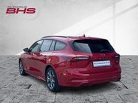 Gebraucht Ford Focus ST-Line X 125 PS (91 kW) 2024 Fantasticred (rot) Kombi