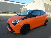Gebraucht Toyota Aygo x-press 72 PS (52 kW) 2020 Rot Kleinwagen