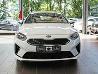 Gebraucht Kia Ceed 141 PS (103 kW) 2021 Weiß Kleinwagen