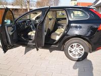 Gebraucht Volvo XC60 Momentum 190 PS (139 kW) 2017 Schwarz SUV