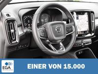 Gebraucht Volvo XC40 Plus 211 PS (155 kW) 2023 Weiß metallic SUV