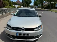 Używany VW Jetta 140 KM (102 kW) 2011 Beżowy Sedan/Limuzyna