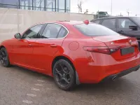 Gebraucht Alfa Romeo Giulia Super 179 PS (131 kW) 2017 Rot Limousine