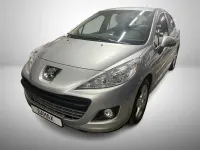 Gebraucht Peugeot 207 Premium 120 PS (88 kW) 2011 Grau Kleinwagen