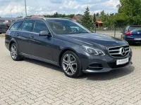Gebraucht Mercedes E220 Avantgarde 170 PS (125 kW) 2016 Tenoritgrau metallic Limousine