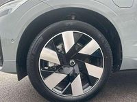 Gebraucht Volvo XC60 Plus 455 PS (334 kW) 2025 Grau SUV