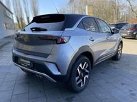 Gebraucht Opel Mokka Elegance 131 PS (96 kW) 2023 Quarz silber (grau) SUV