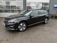Używany VW Passat GTE 156 KM (114 kW) 2022 Czarny Kombi