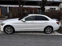 Gebraucht Mercedes C400 Avantgarde 333 PS (244 kW) 2015 Weiß Limousine