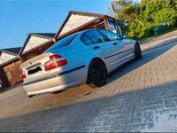 Gebraucht BMW 316 116 PS (85 kW) 2002 Silber Limousine