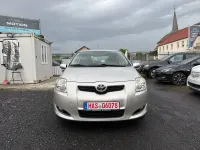 Gebraucht Toyota Auris Sol 124 PS (91 kW) 2008 Silber Kleinwagen