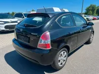 Gebraucht Hyundai Accent 97 PS (71 kW) 2010 Schwarz Limousine