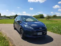 Gebraucht Ford Fiesta 60 PS (44 kW) 2011 Blau Kleinwagen