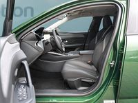 Gebraucht Peugeot 308 131 PS (96 kW) 2023 Grün Kleinwagen
