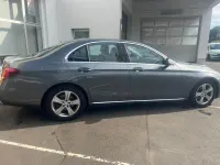 Gebraucht Mercedes E220 Avantgarde 194 PS (142 kW) 2016 Grau Limousine
