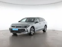 Gebraucht VW Passat Business 150 PS (110 kW) 2025 Oyster silver Kombi