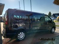 Gebraucht Opel Vivaro 125 PS (91 kW) 2017 Mi2) (schwarz Van / Kleinbus