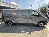 Gebraucht Opel Vivaro S 125 PS (91 kW) 2018 Grau Van / Kleinbus