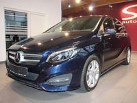 Gebraucht Mercedes B200 156 PS (114 kW) 2017 Cavansitblau Van / Kleinbus