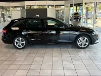 Gebraucht Audi A4 Advanced 204 PS (150 kW) 2023 Schwarz Kombi