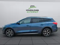 Gebraucht Ford Focus Active X 150 PS (110 kW) 2021 Blau Kombi