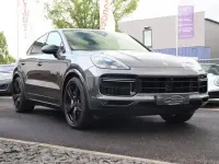 Gebraucht Porsche Cayenne Turbo Chrono 549 PS (403 kW) 2020 Grau SUV
