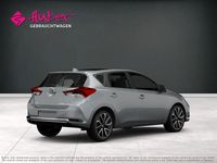 Gebraucht Toyota Auris Design 116 PS (85 kW) 2015 Silber Limousine