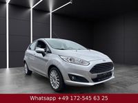 Gebraucht Ford Fiesta Titanium 101 PS (74 kW) 2013 Silber Kleinwagen