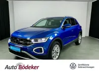 Gebraucht VW T-Roc Style 150 PS (110 kW) 2025 Blau SUV