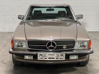 Gebraucht Mercedes 560 231 PS (169 kW) 1987 Braun Cabrio