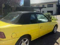 Gebraucht Ford Escort Cabriolet 90 PS (66 kW) 1996 Gelb Cabrio