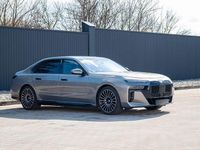 Gebraucht BMW 750e M Sport 313 PS (230 kW) 2025 Grau Limousine