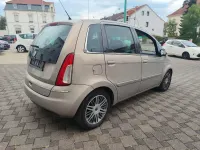 Gebraucht Lancia Musa 90 PS (66 kW) 2010 Grau Van / Kleinbus