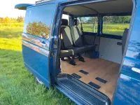 Second-hand VW Caravelle 131 CP (96 kW) 2009 Albastru Van