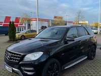 Gebraucht Mercedes ML350 258 PS (189 kW) 2012 Schwarz SUV