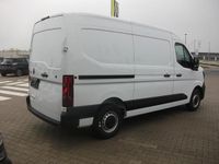Neu Renault Master 131 PS (96 kW) 2025 Weiß (mineralweiß) Limousine