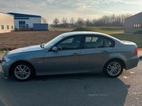 Gebraucht BMW 320 150 PS (110 kW) 2006 Blau Limousine