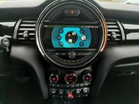 Gebraucht Mini Cooper Cabriolet Chili 136 PS (100 kW) 2019 Silber metallic Cabrio