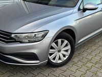 Gebraucht VW Passat Conceptline 150 PS (110 kW) 2023 Pyritsilber metallic Kombi