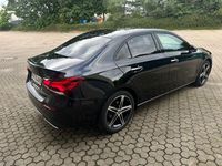 Gebraucht Mercedes A200 Progressive 150 PS (110 kW) 2022 Schwarz Limousine