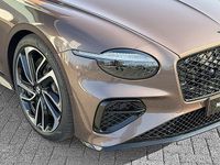 Neu Bentley Continental 680 PS (500 kW) 2026 Braun Coupé