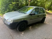 Gebraucht Opel Corsa 60 PS (44 kW) 1995 Silber Kleinwagen