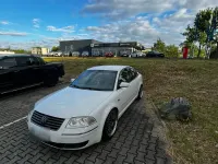 Gebraucht VW Passat 131 PS (96 kW) 2003 Weiß Limousine