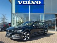 Gebraucht Volvo V60 CC Ultimate 197 PS (144 kW) 2023 019 black stone Kombi