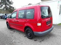 Second-hand VW Caddy 105 CP (77 kW) 2008 Roșu Monovolum