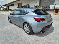 Gebraucht Opel Astra GTC Edition 179 PS (131 kW) 2012 Silber Coupé